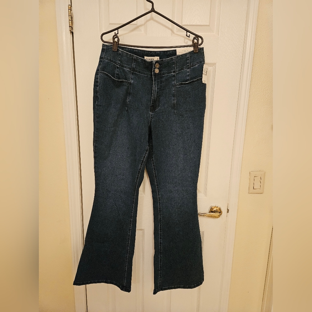 Maurices 16W High Rise jeans